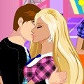 Запрещенный поцелуй для Кена и Барби